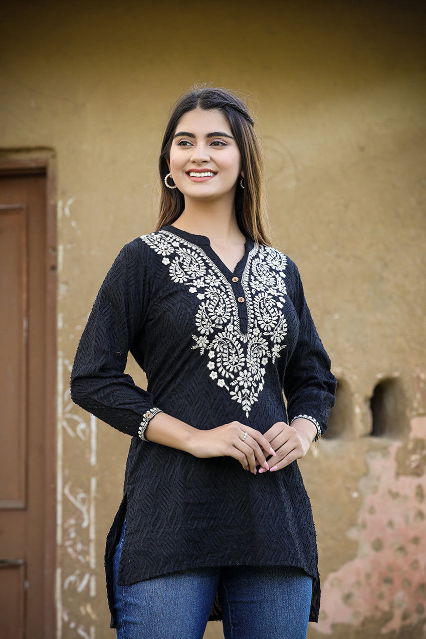 Black Solid Embroidery Cotton Top