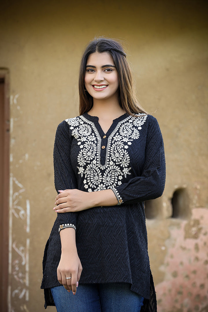 Black Solid Embroidery Cotton Top