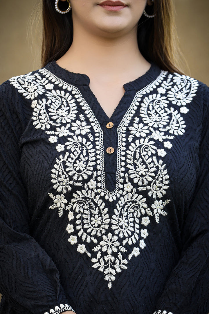 Black Solid Embroidery Cotton Top