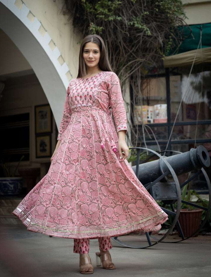 Pink Floral Mirror Embroidered Kurta Pant Set