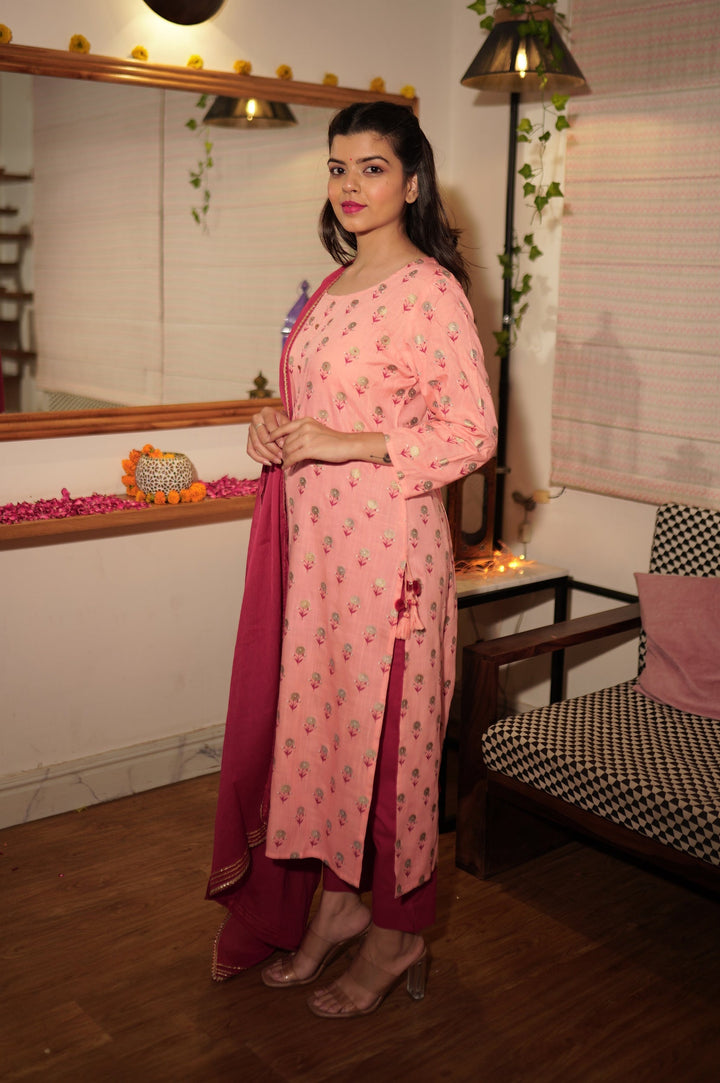 Pink Printed Straight Kurta Pant With Dupatta