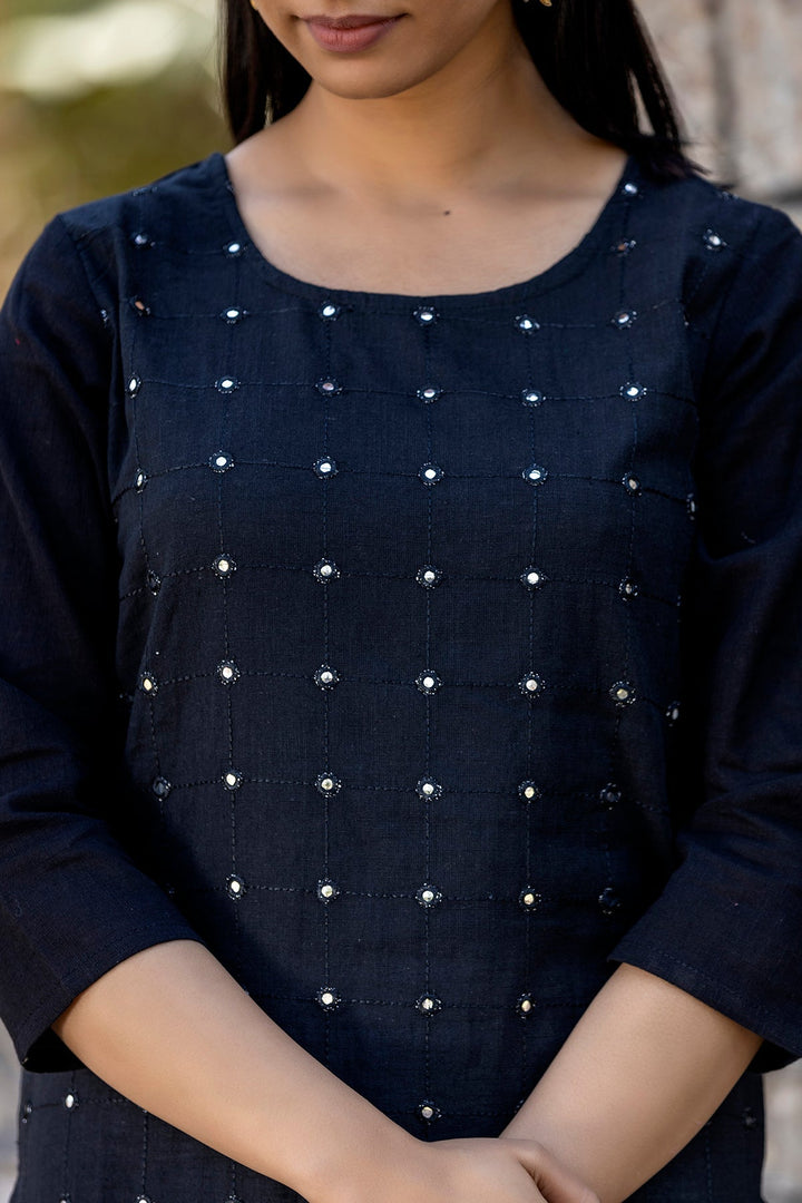 Black Solid Mirror Embellished Cotton Casual Kurta