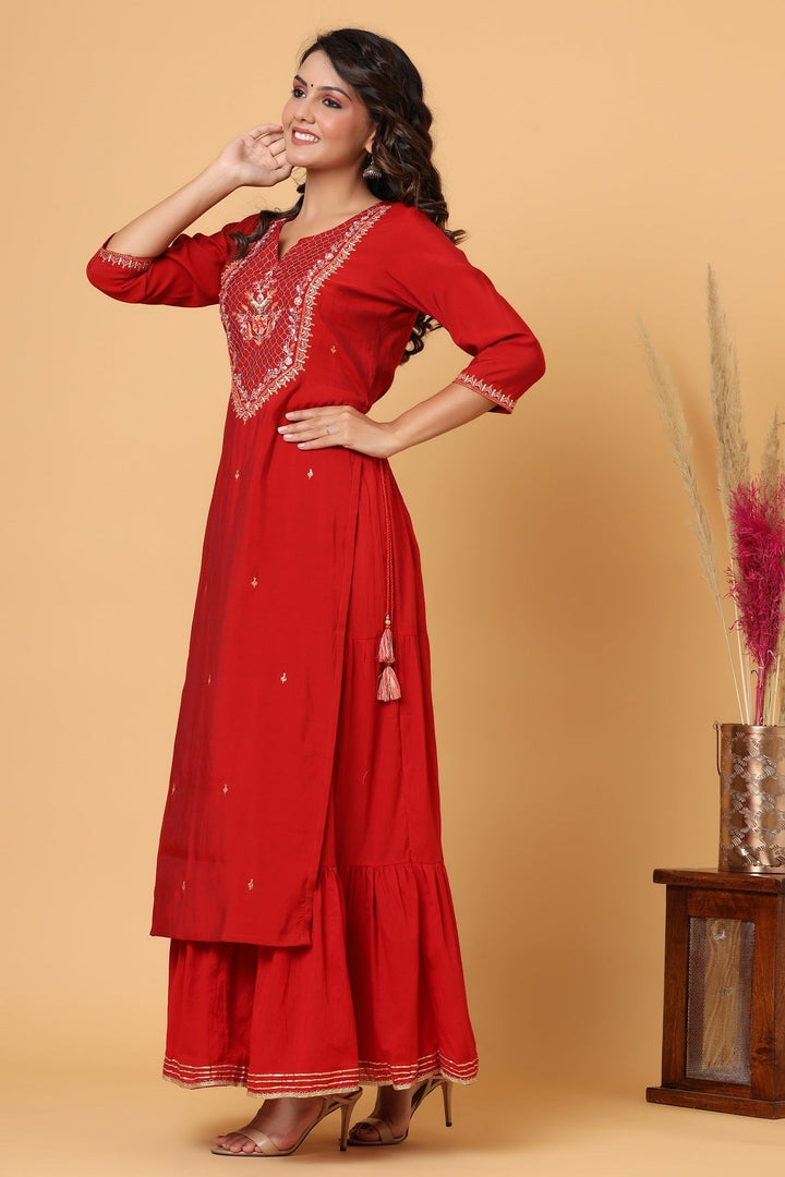 Red Embroidered Chanderi Ethnic Kurta