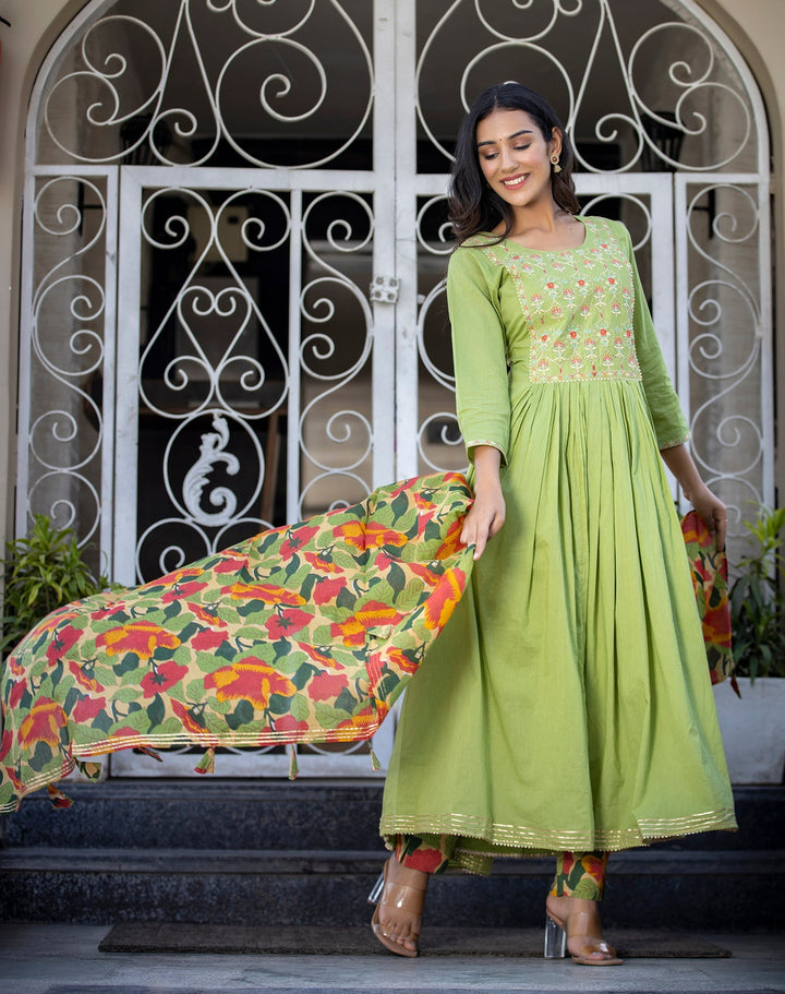 Green Floral Printed Embroidery Cotton Suit Set