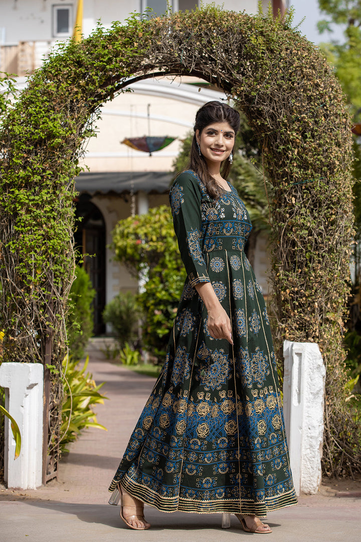 Green Floral Gold Printed Ethnic Gown