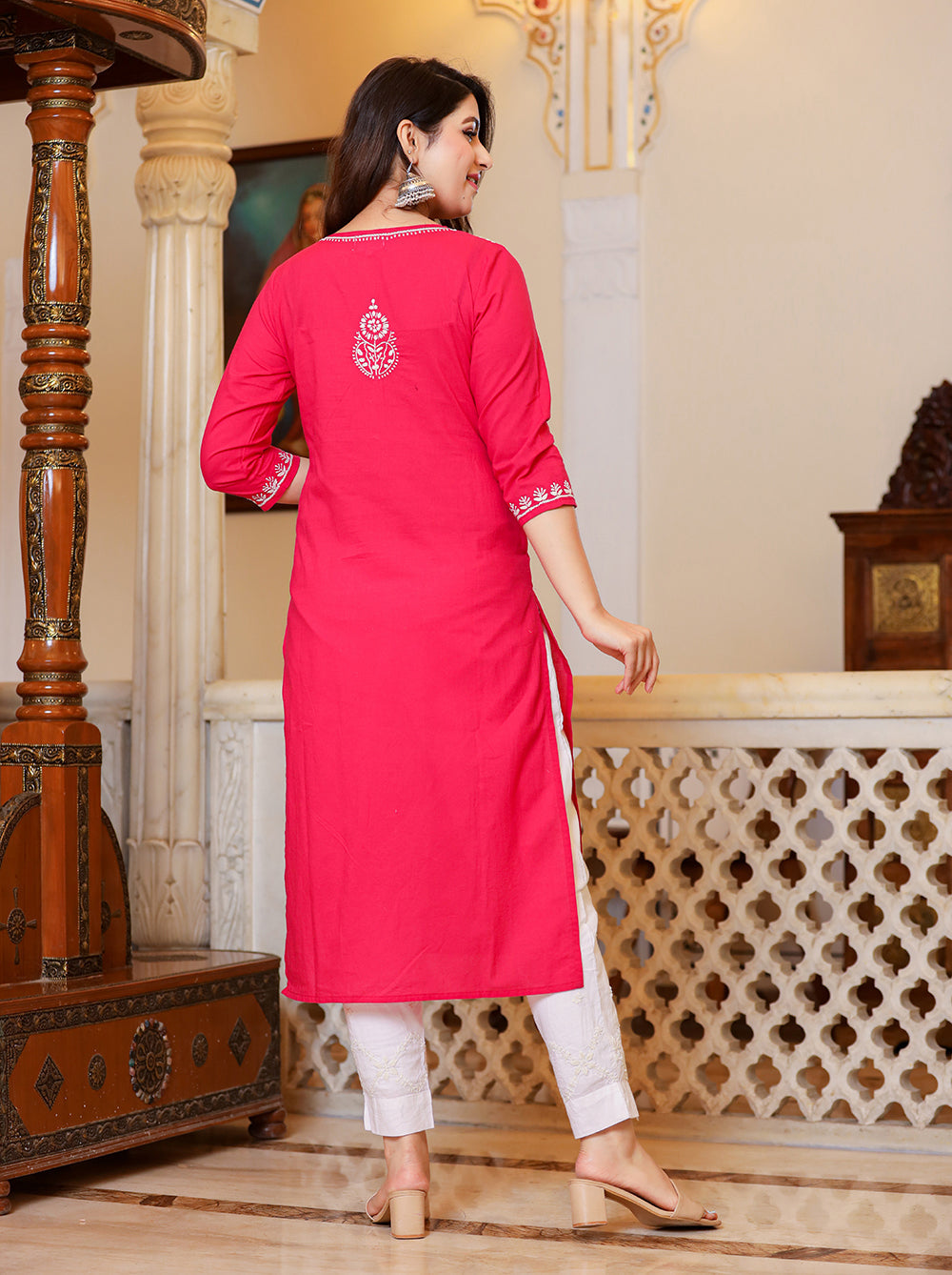 Pink Hand Embroidery Lucknow Chikankari Suit Set For Women