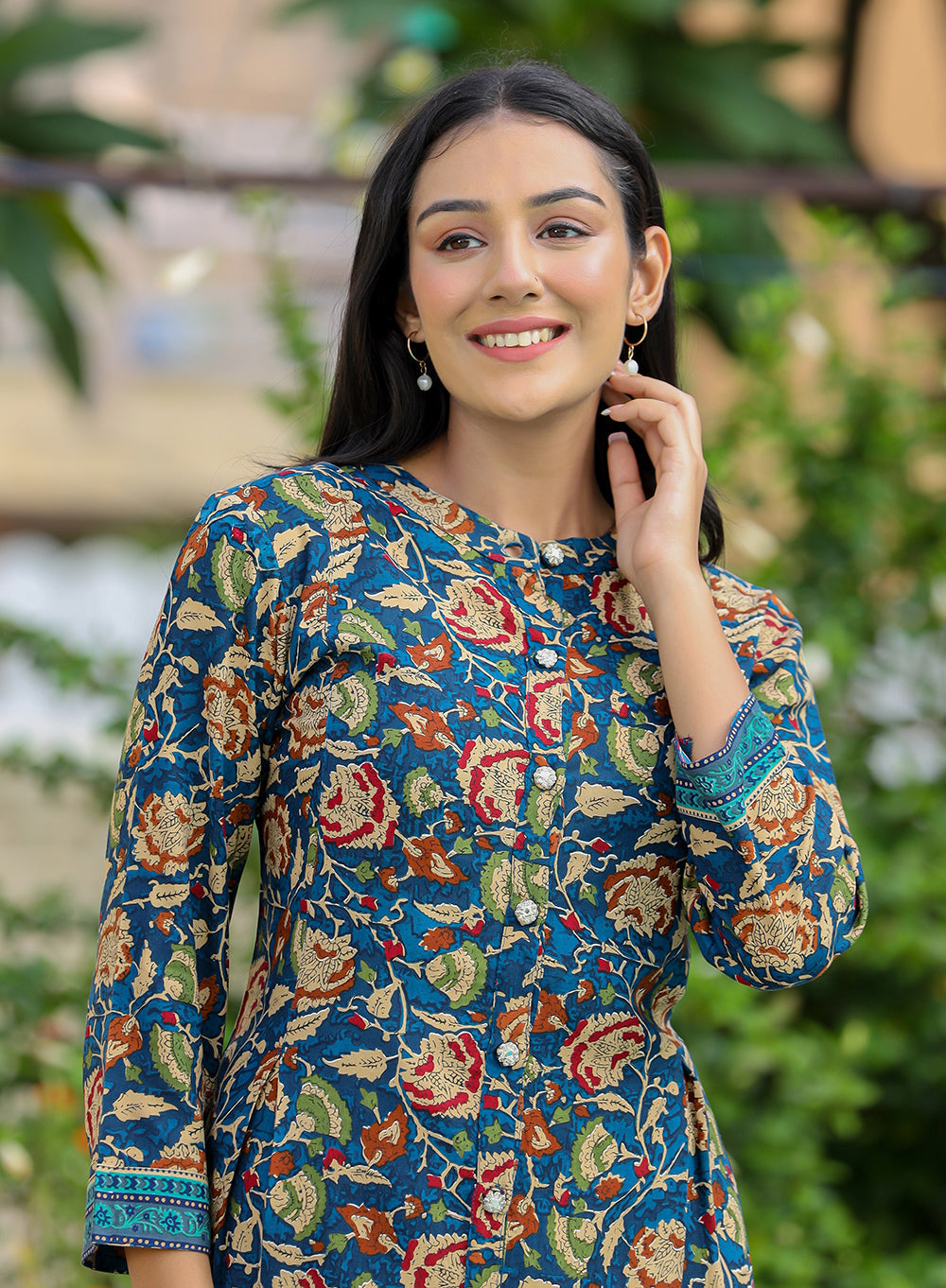 Blue Floral Print Viscose Rayon Kurta Pant Set